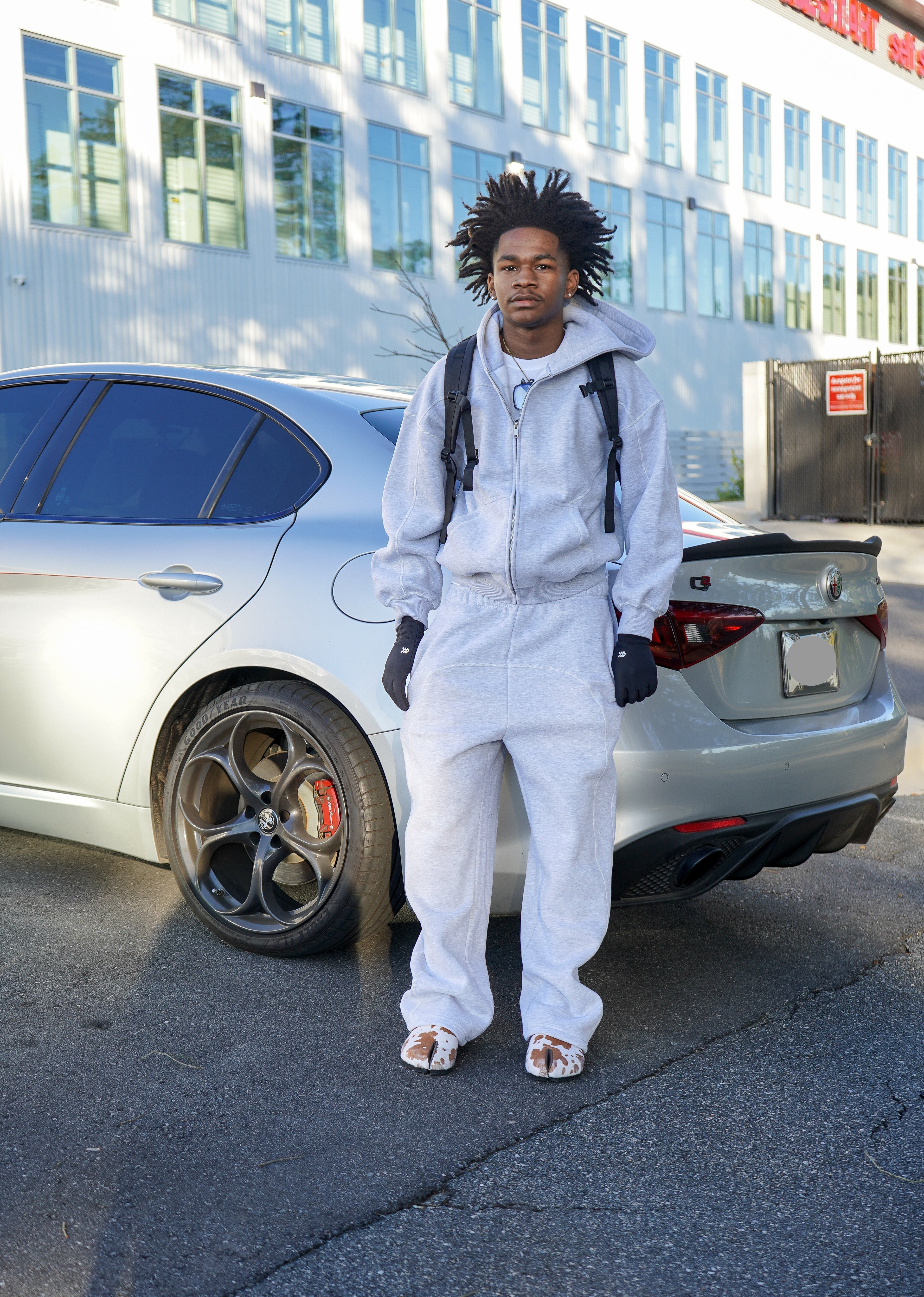 Contrast-Stitched Boxy Fleece Zip Hoodie