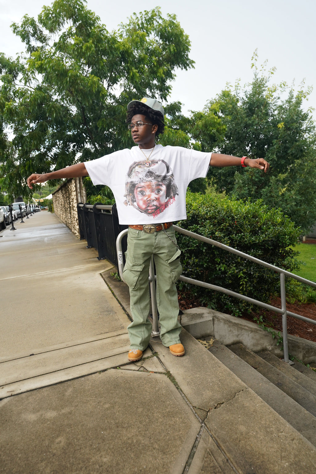 "Baby Sholder" BOXY FIT T-SHIRT